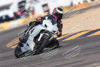 media/Jan-14-2024-SoCal Trackdays (Sun) [[2e55ec21a6]]/Turn 16 Set 2 (1125am)/